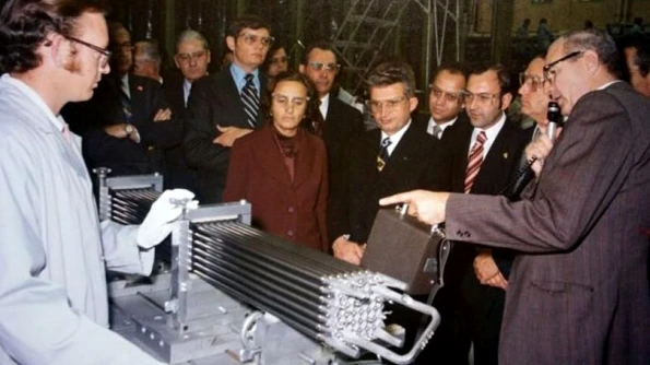 Ceauşescu şi programul nuclear al României jpeg