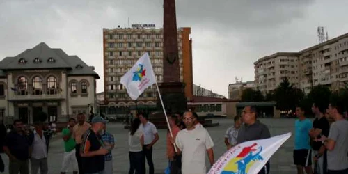 Protestatarii nu au strigat decât jumătate de oră în Piaţa Unirii