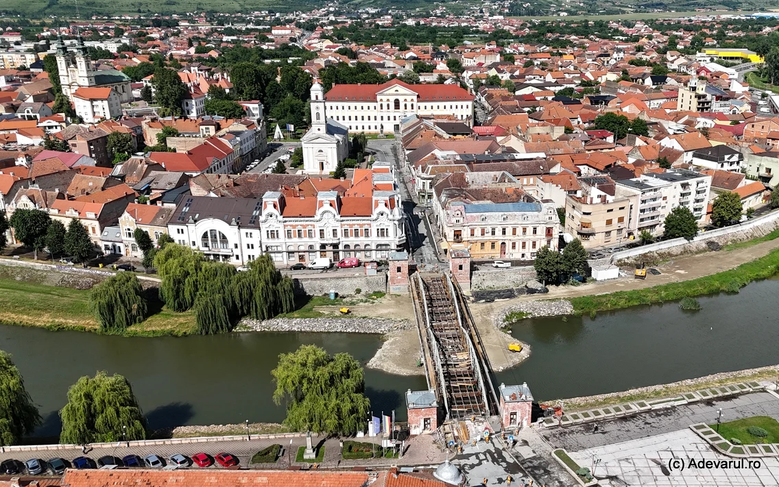 Orașul Lugoj, județul Timiș  Foto Daniel Guță  ADEVĂRUL (23) JPG