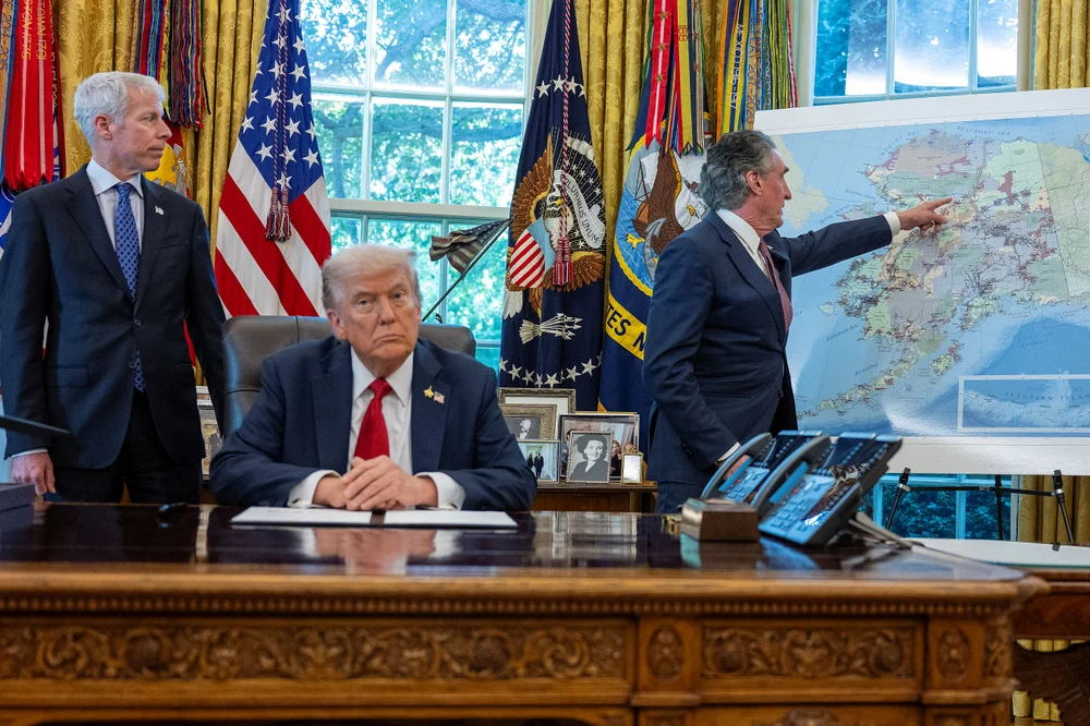 „Asistăm la sfârșitul unei ere și asta privește și România”. Americanii schimbă regulile jocului: cine urmează după Venezuela