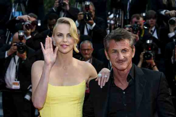 După ce i-a dat papucii celebrului actor hollywoodian, frumoasa blondă a devenit mămică pentru a doua oarăFoto: Getty