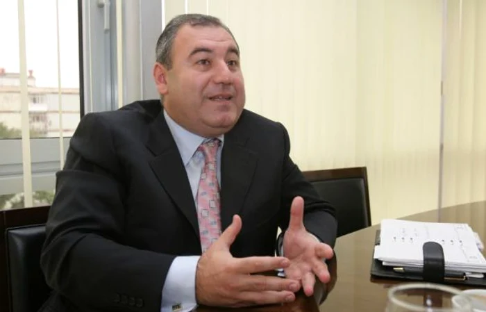 În schimbul denunțurilor pe care le-a tot făcut, Cocoș speră să scape de pușcărie