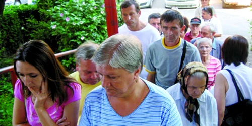 Resita: Cozile comuniste pentru facturile Enel pot fi ocolite (UPDATE)