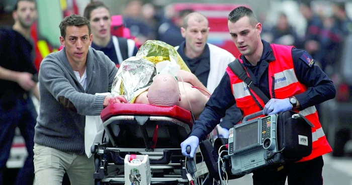 Secvenţele de coşmar de la Paris au îngrozit planeta FOTO AP