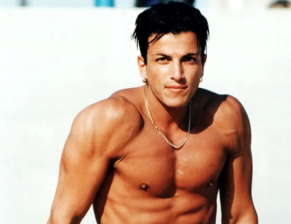 
    Peter Andre are acum 42 de anifoto: Arhiva personală  