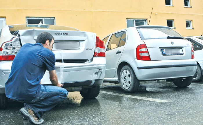 Asigurările auto obligatorii vor deveni o corvoadă pentru şoferi