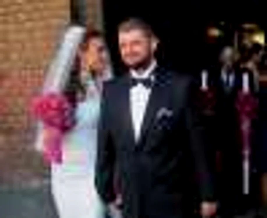 Nunta cu bodyguarzi la Catedrala Mitropolitană