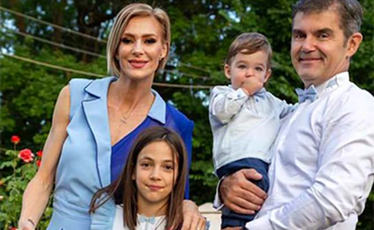 Roxana Ciuhulescu are o fată, Ana, de 13 ani și un băiat, Cezar, de 3 ani