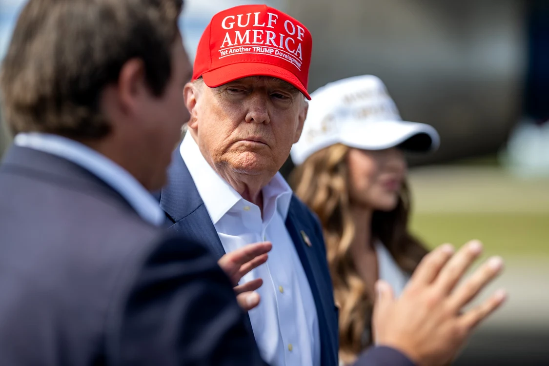 Trump, vizită la centrul de detenție pentru migranți Alcatraz Alligator FOTO Profimedia