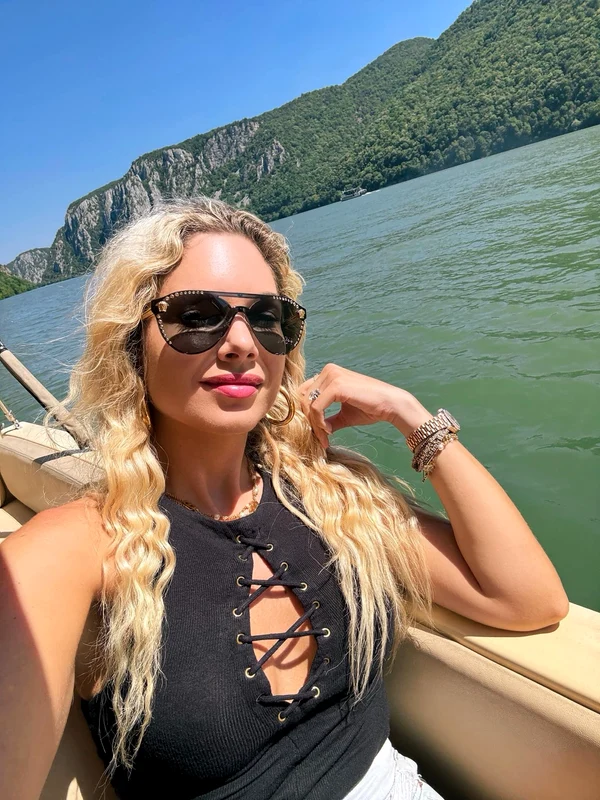 „Am fost în Serbia, un weekend, înainte de a pleca din țară”