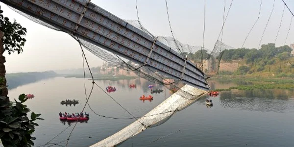 Pod prăbușit în India Foto AFP