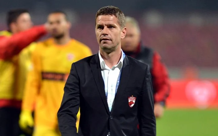 
    Flavius Stoican le-a răspuns contestatarilor  