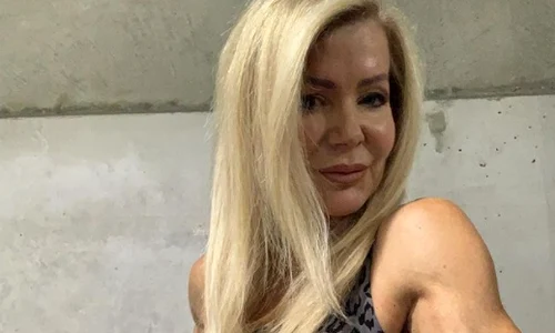 lesley maxwell png
