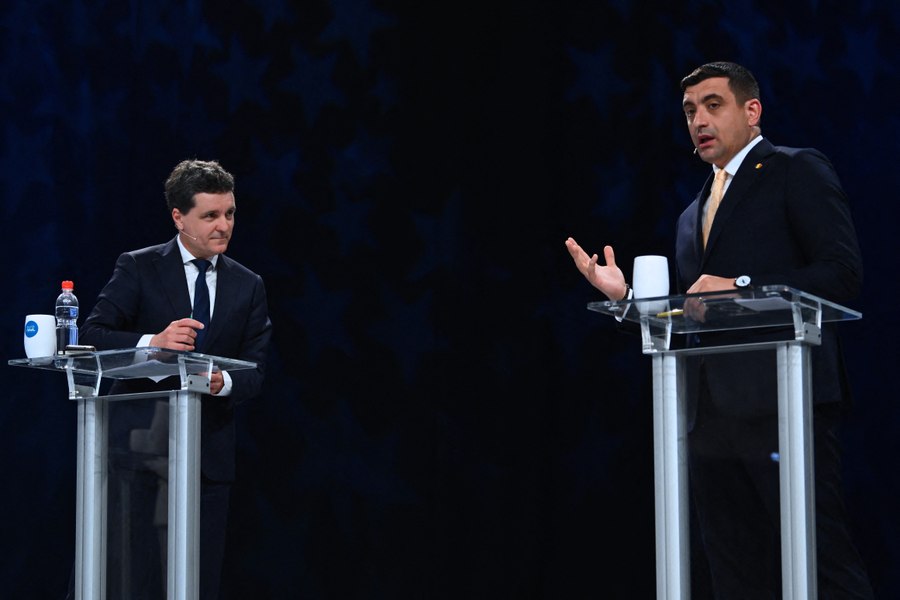 Pe ce au cheltuit banii candidații în lupta pentru Cotroceni. Veniturile și cheltuielile declarate de Simion și Dan