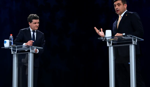 Nicușor Dan și George Simion FOTO AFP 