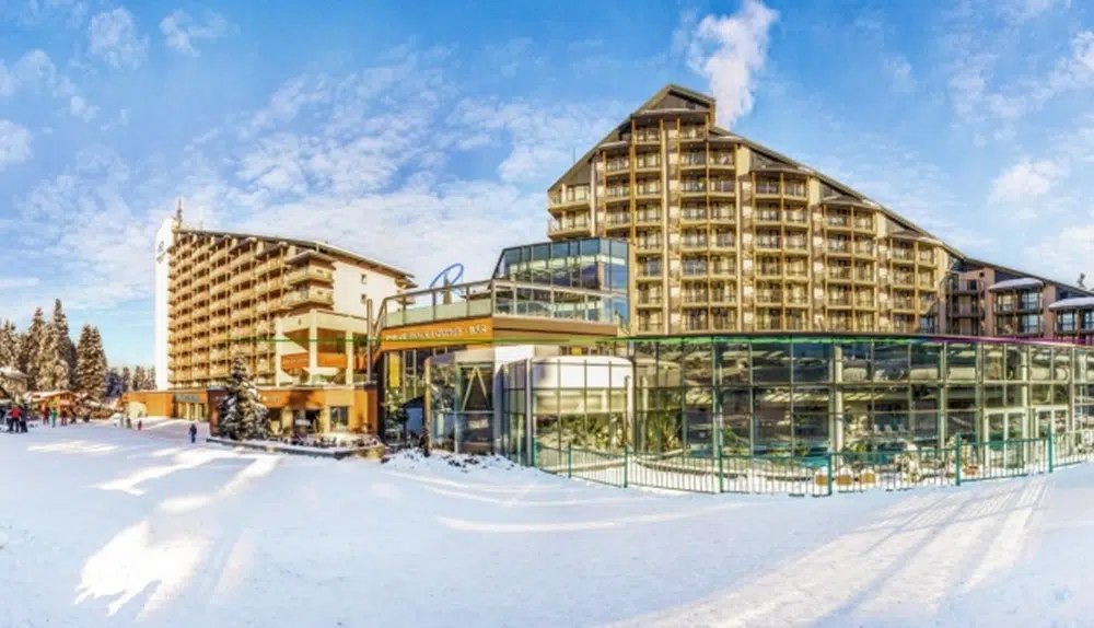 De ce pleacă românii la schi în Bulgaria. Prețurile sunt mai mici decât în Sinaia sau Predeal, de exemplu