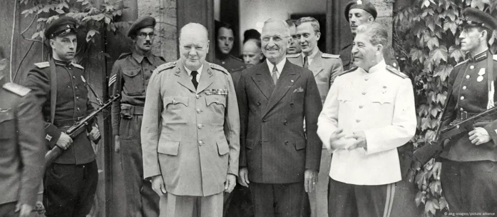 80 de ani de la 8 mai 1945: Întorc SUA spatele Europei?