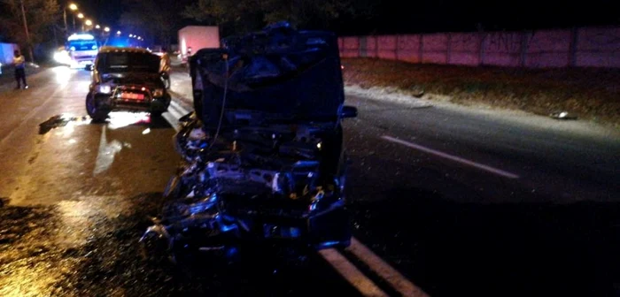 Cele două autovehicule implicate în accident Foto: ISU Galaţi