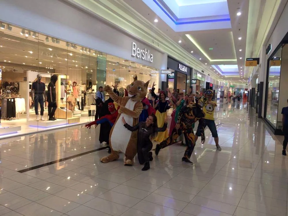 Rontzy şi prietenii săi vor da o mega-petrecere sâmbătă, la Ploieşti FOTO Facebook Ploieşti Shopping City