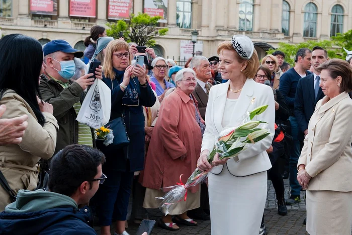 Majestatea Sa Margareta, Principele Radu si Principesa Sofia la ceremonialul de 10 mai 2023   Casa Majestatii Sale (12) jpg