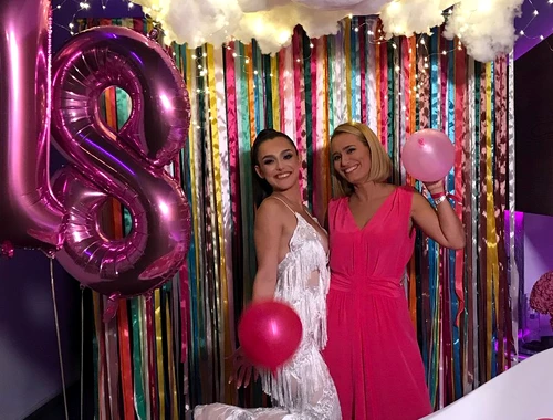 Alexia, alături de mama ei celebră la petrecerea de majorat Foto: arhivă personală