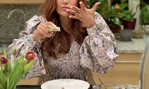 1 salma hayek dieta intro jpg jpeg