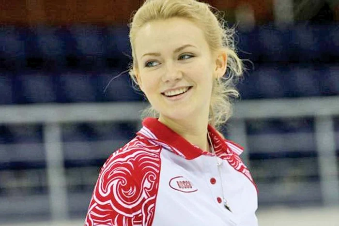 Alexandra Saitova (Rusia) - curling