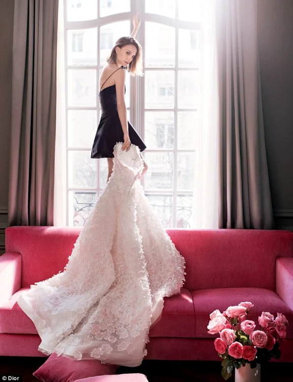 natalie portman dior