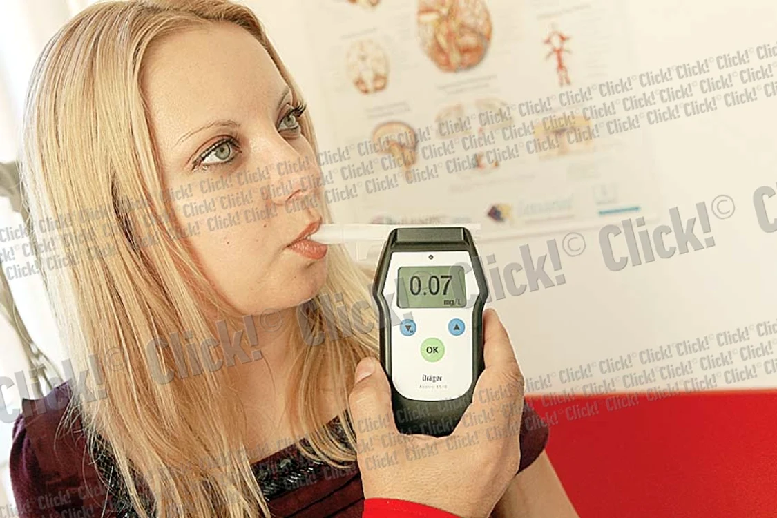 Click! Experiment
