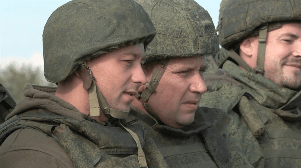 Putin sporește prezența militară în Belarus. Trimite 9000 de soldați, 170 de tancuri și 200 de blindate