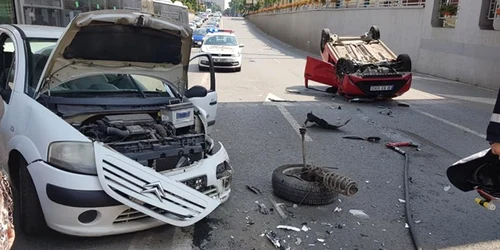 Accident sub pasajul Popa Şapca