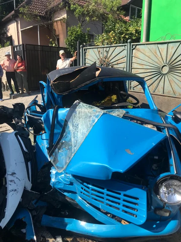 accident mortal in soimus foto isu hunedoara