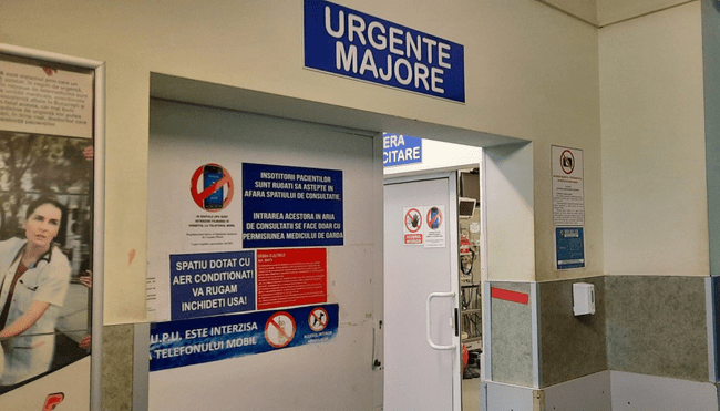 Un bărbat de 58 de ani a murit după ce a căzut de la etajul șase al Spitalului Județean Pitești