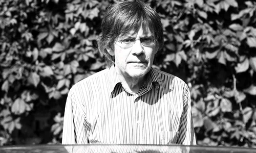 „Cinema ul nu este pînă la urmă decît un alt gen literar”   interviu cu Andrei UJICĂ jpeg