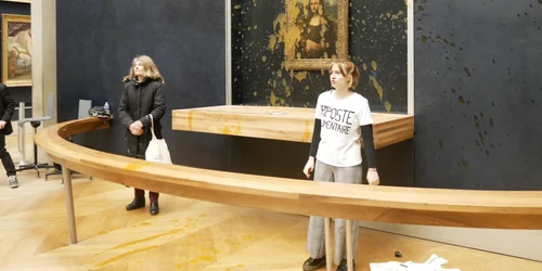 Mona Lisa FOTO Riposte Alimentaire jpg