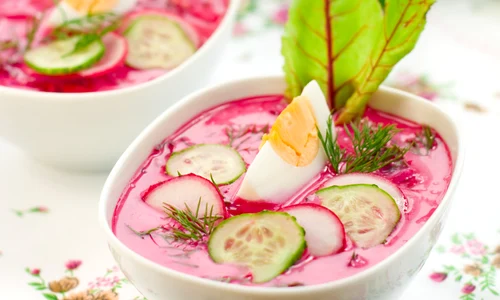 Supa rece cu iaurt  Sursa foto shutterstock 52914679 jpg