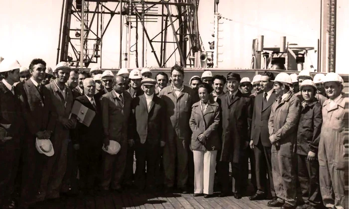 Inaugurarea platformei de foraj marin Gloria, 16 septembrie 1976, Constanţa (© Colecția autorului, Fototeca online a comunismului românesc, Getty Images)