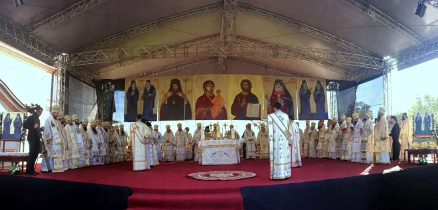 Reprezentanţi a trei Biserici Ortodoxe au fost prezenţi la eveniment FOTO: basilica.ro