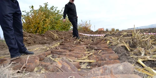 Pirotehniştii încă mai descoperă ocazional muniţie în preajma locului tragediei FOTO ISU Brăila