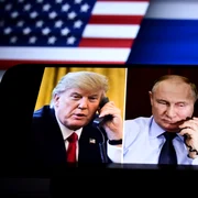 Putin și Trump vorbesc la telefon FOTO shutterstock jpg