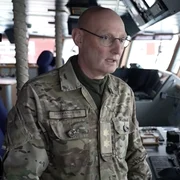 generalul Soren andersen  Foto captuta Youtube Reuters CNN png