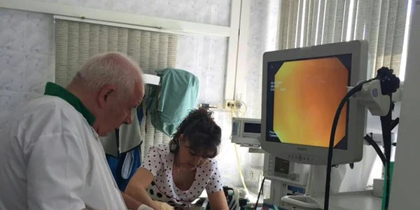 Operaţie în premieră pentru o copilă la Clinica de Gastroenteroogie din Iaşi