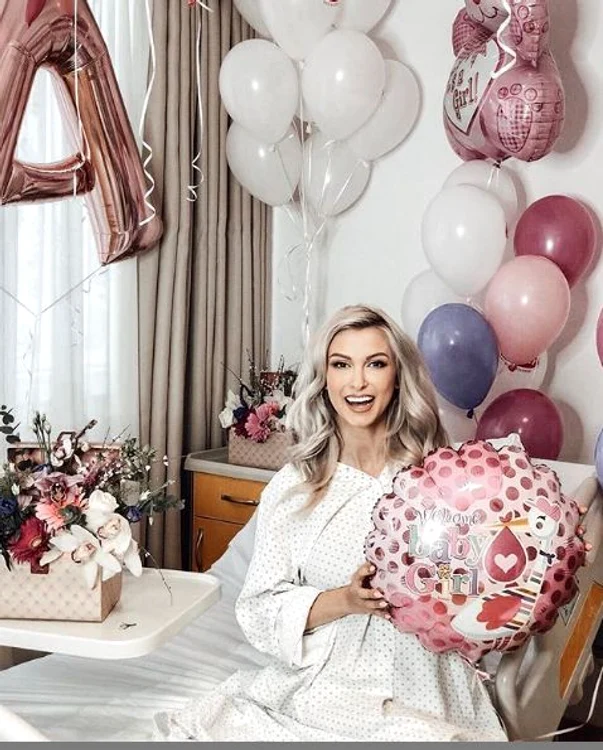 Andreea Bălan și-a revenit și își petrece timpul alături de fetița ei 