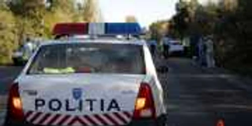 Poliţiştii se află la locul accidentului 