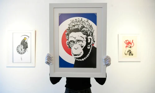 Bansky Monkey Queen jpeg
