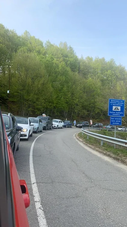 Imagini primite de reporterii Click! de la românii aflați la graniță