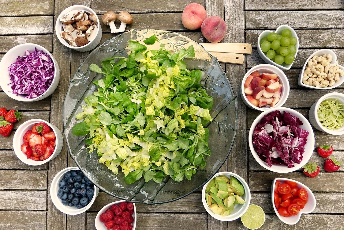 
    Fructele și legumele sunt alimente prietenoase pentru ochiFoto: pixabay.com  
