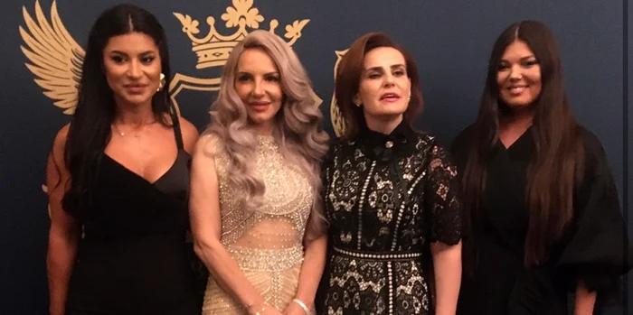 Paula Seling, alături de Nicoleta Scarlat, Baroneasa de Brattleby foto: Alina Erimia 