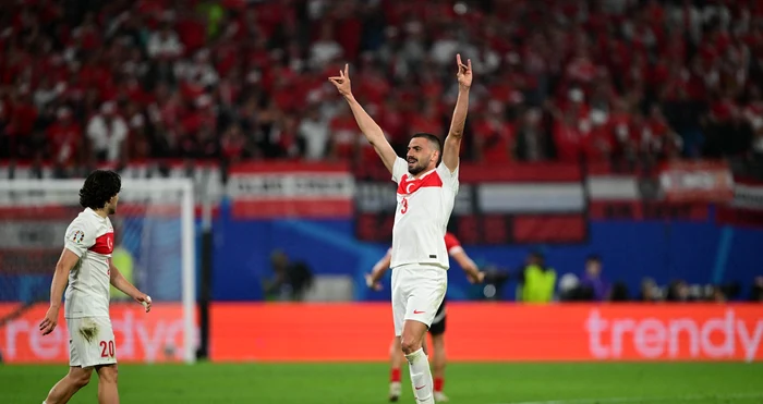 Merih Demiral, bucurându-se după primul gol marcat în poarta Austriei. Foto Profimedia