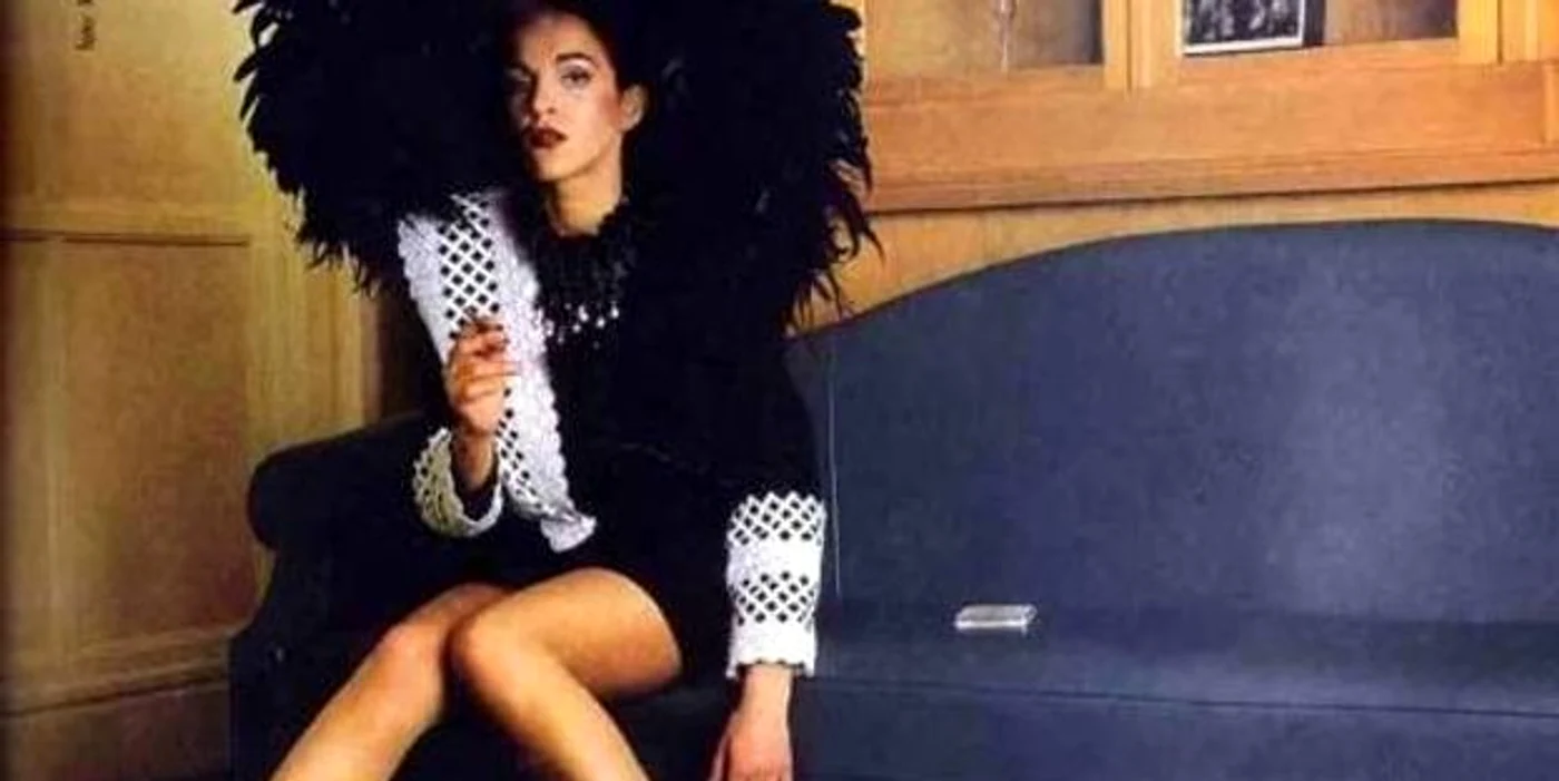
    Flavia Meterez a defilat în trecut pe podiumurile de modă (foto:evz.ro)  